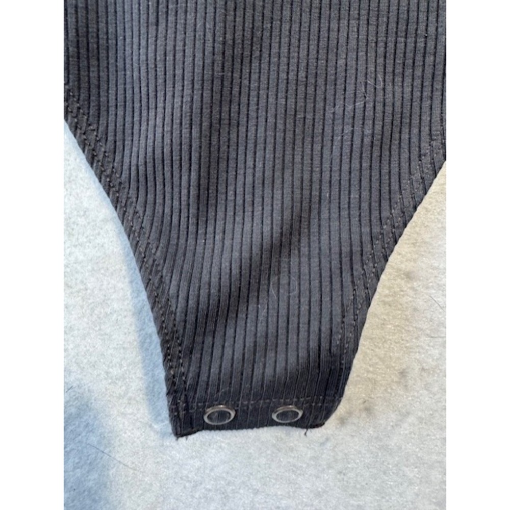 NEW American Eagle Black One Shoulder Strappy Thong Bodysuit Ribbed Knit Size XS - Picture 4 of 7
